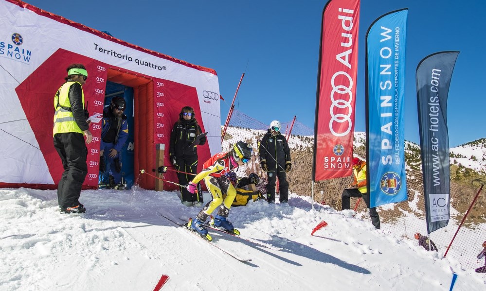 Edición renovada del circuito de esquí alpino  U12/10 Audi quattro Cup 2017