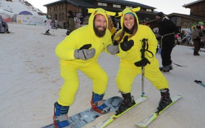 300 esquiadores se disfrazan el descenso de Carnaval de Sierra Nevada