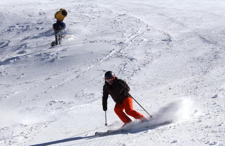 Sierra Nevada celebra el Día Mundial de la Nieve con más de 100 kilómetros esquiables