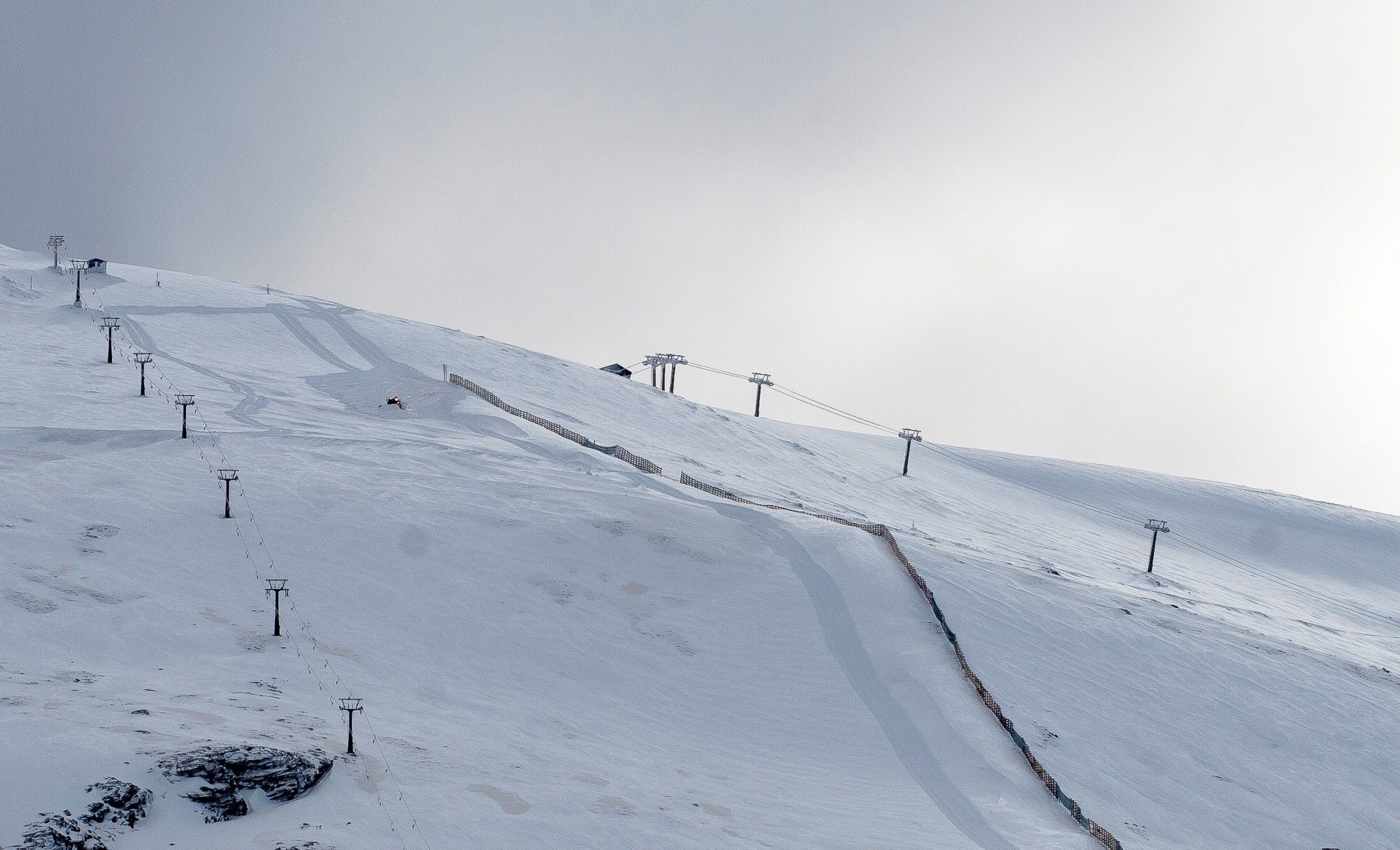 Sierra Nevada duplica la superficie esquiable para mañana Domingo