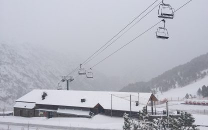 Vallnord despide el 2017 con el 100% de pistas abiertas y 30 cm de nueva nieve