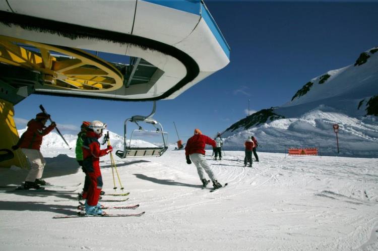 Boí Taüll se prepara para unas fiestas navideñas con 20 km de nieve