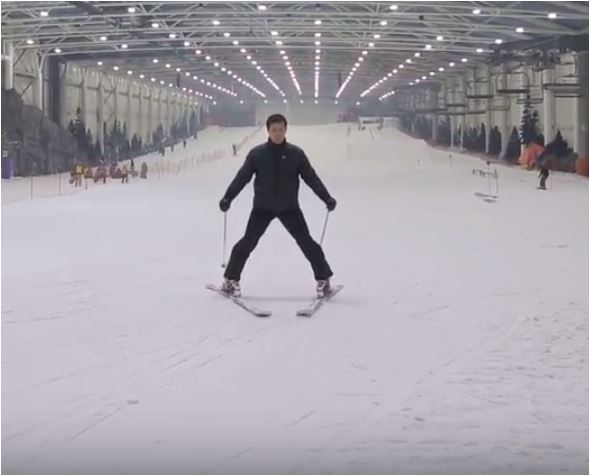 SnowZone te enseña a deslizar en cuña con Robert Puente