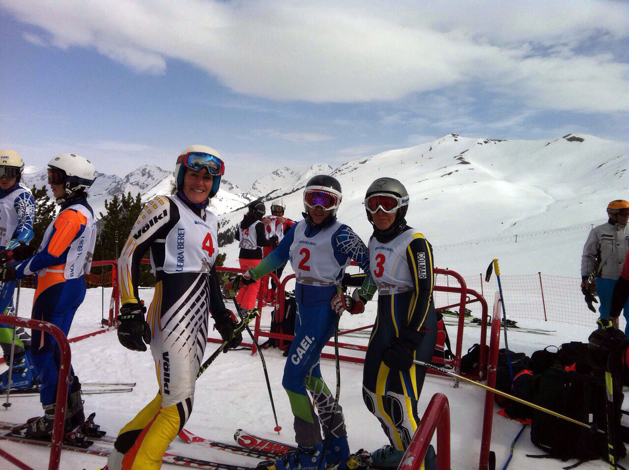 Esquiadores Másters en el I Trofeo Másters CAEI – AC Hotels en Baqueira Beret