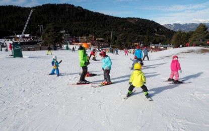 Gran afluencia de esquiadores en Masella