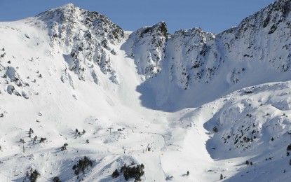 Hasta 135 cm de nieve polvo en las estaciones de Vallnord