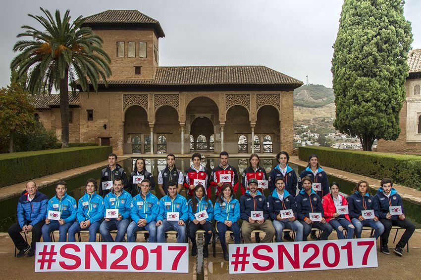 Los mejores deportistas de invierno españoles presentan su temporada en Granada
