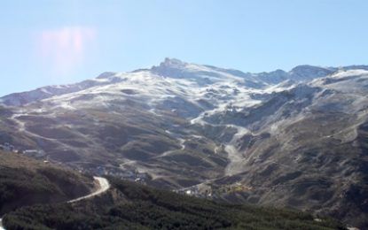 Sierra Nevada arranca el sistema de nieve producida tras recibir otra nevada otoñal