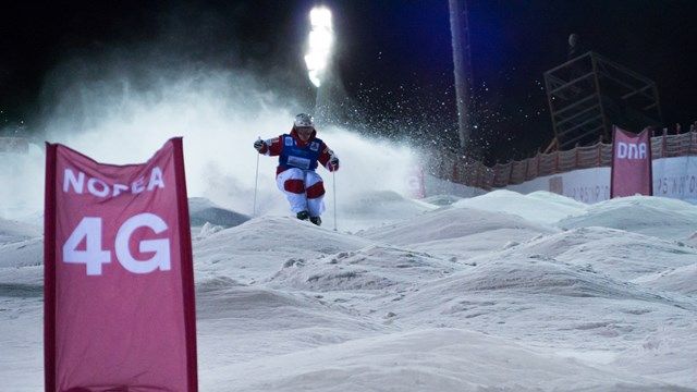 Brittney Cox y Mikael Kingsbury se llevan la Copa del Mundo de Ruka (FIN)