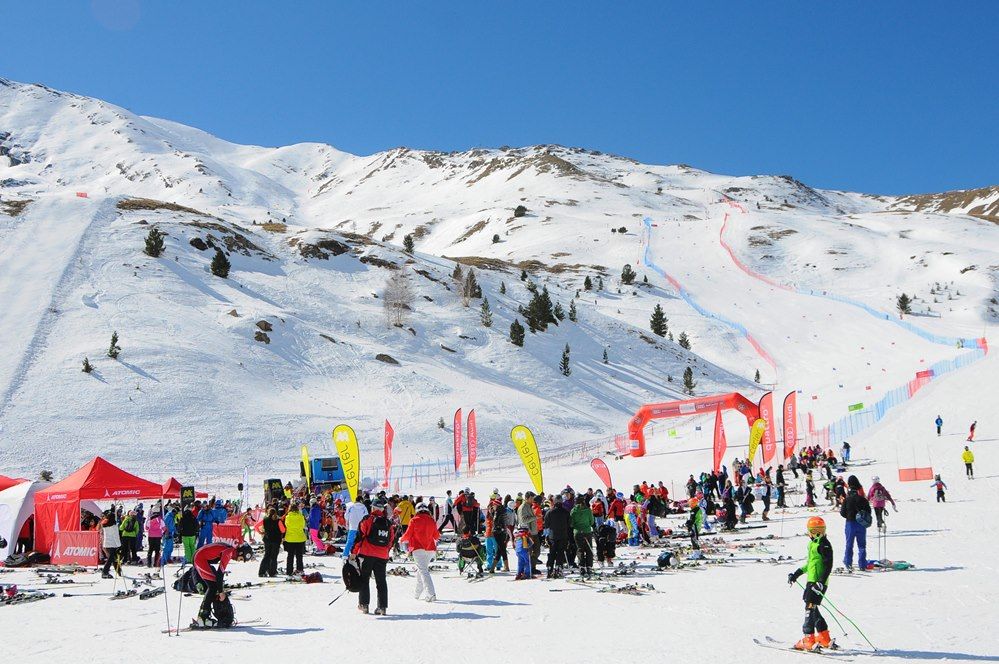 Aramon afronta el fin de semana con más kilómetros de pistas, test de marcas y el opening de marchica.