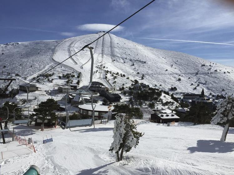 Puerto de Navacerrada abrirá el Telesilla de Guarramillas durante la semana de Reyes