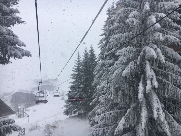 La nieve vuelve a Candanchú
