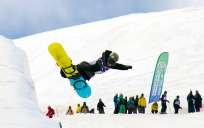 Josito Aragón (RFEDI) y Jaime Castro (CETDI Sierra Nevada), en los Campeonatos del Mundo FIS Junior de Snowboard