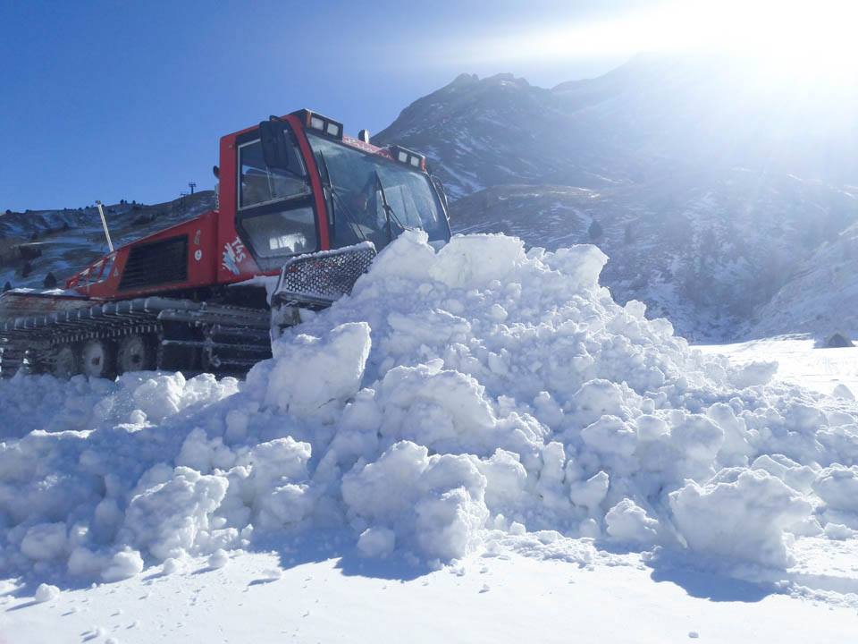Las estaciones de Cerler y Formigal-Panticosa inauguran mañana la temporada de esquí