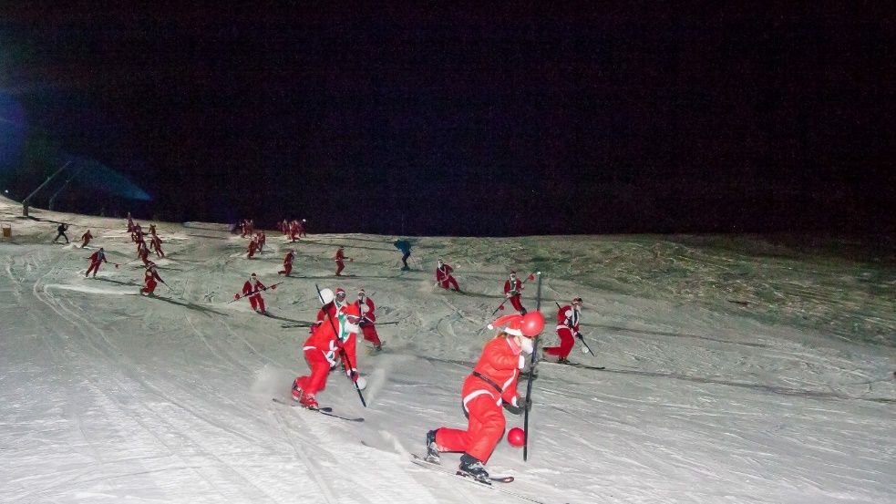 Bajada de Papá Noel en Sierra Nevada