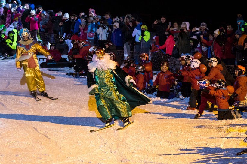 Los Reyes Magos llegarán hoy esquiando a Sierra Nevada