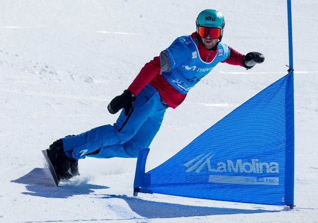 Los 3 riders españoles clasificados para las finales de la Copa del Mundo Movistar de Snowboardcross FIS de La Molina