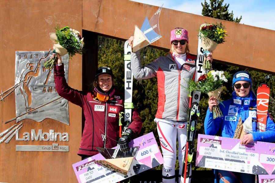 La austriaca Nina Ortlieb gana la segunda prueba de gigante de la Copa de Europa FIS de esquí alpino femenino