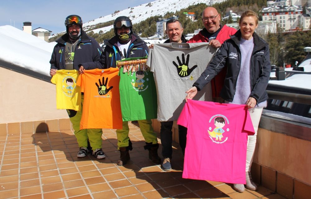 Sierra Nevada abre la campaña de contra el cáncer infantil, vinculada a la Bajada Retro del 8 de abril