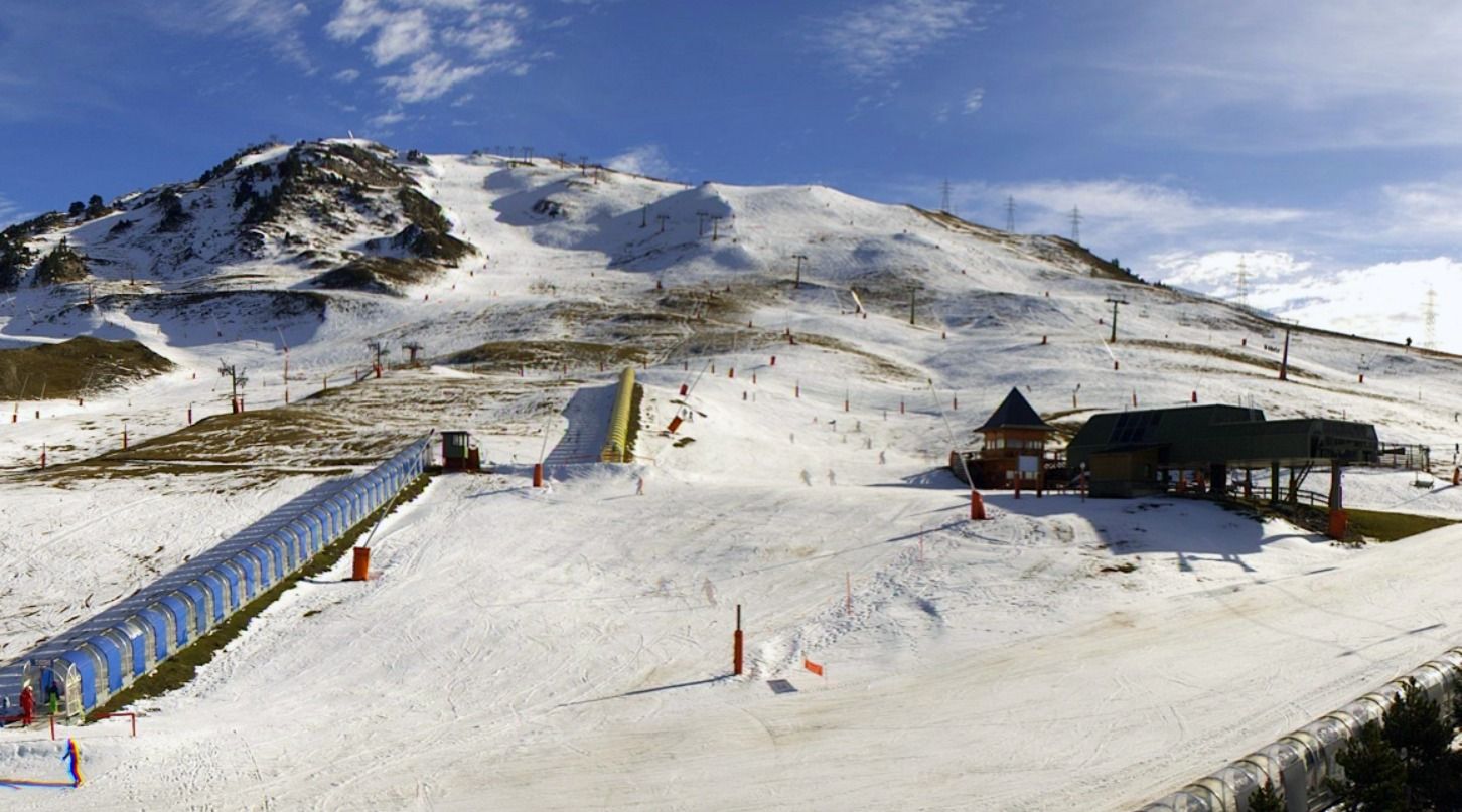 Baqueira Beret reduce las pistas esquiables para el puente de diciembre a un máximo de 15 km