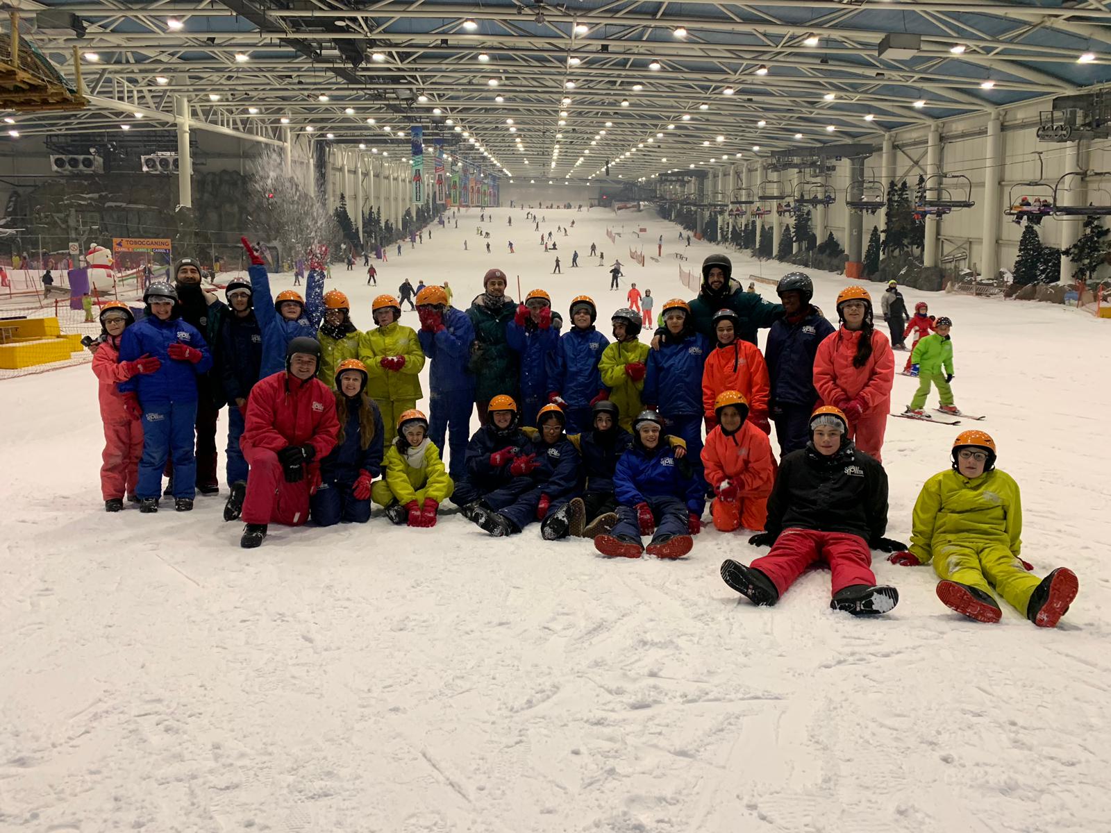 Madrid SnowZone, el Ayuntamiento de Arroyomolinos y FunBox Snowboard Club colaboran en una iniciativa de ocio inclusivo
