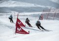 Espectáculo competitivo en la 2ª fase de la Copa de España Movistar de snowboardcross y skicross en  Sierra Nevada