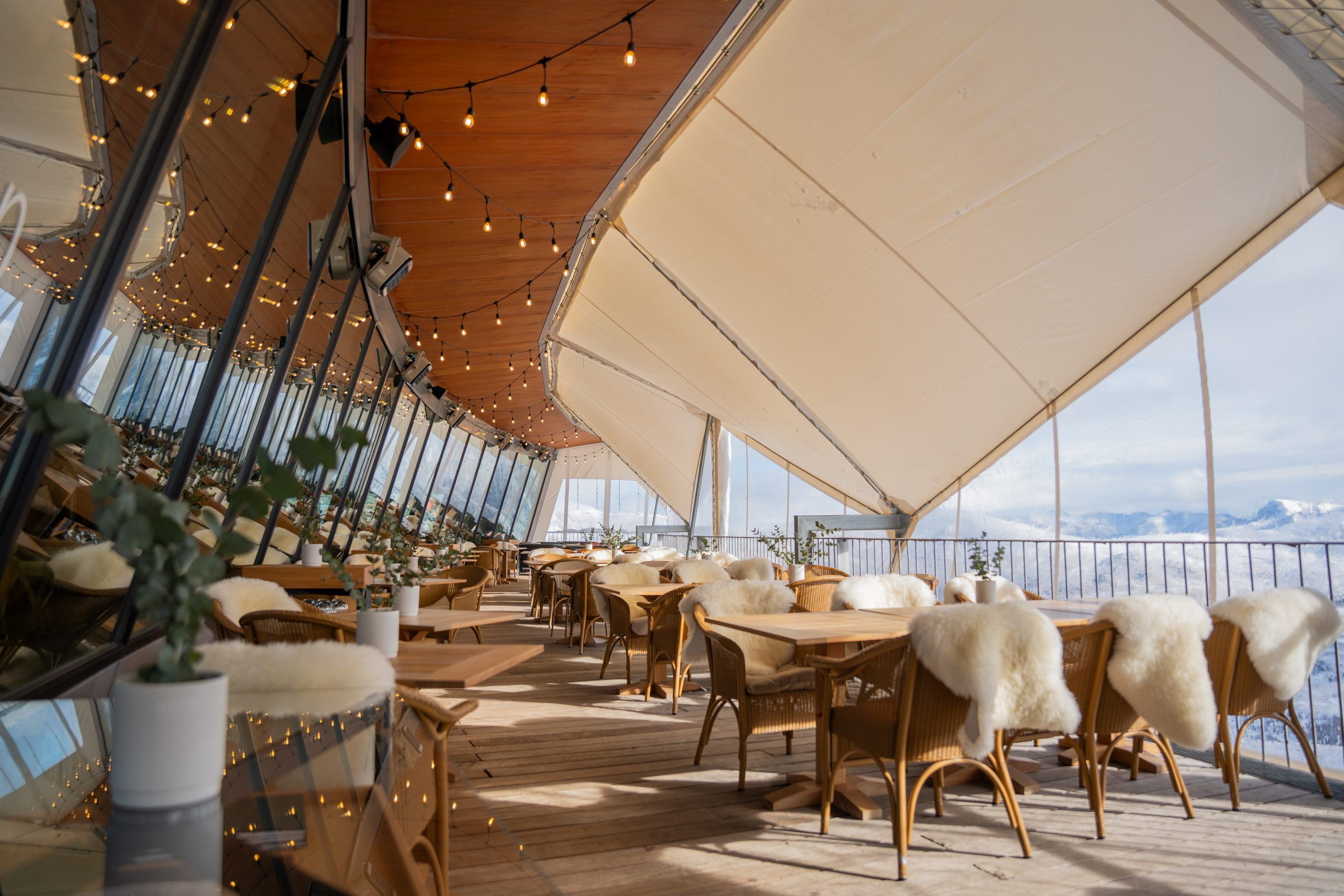 Grandvalira inaugura la nueva terraza del Racó de Solanelles con la primera jornada gastronómica de la temporada 