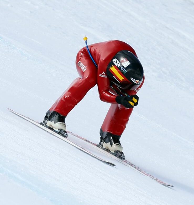 Ricardo Adarraga hace historia en Vars batiendo varios récords en el templo mundial del esquí de velocidad