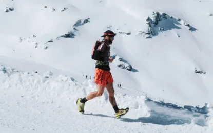 La UNICAJA Ultra de Sierra Nevada arranca su edición más internacional con mal tiempo